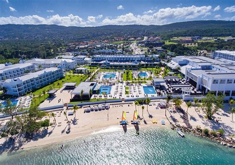 riu hotel montego bay contact number