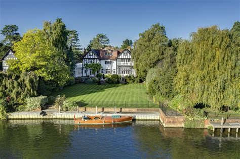 river thames houses for sale