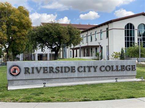 riverside city college address riverside