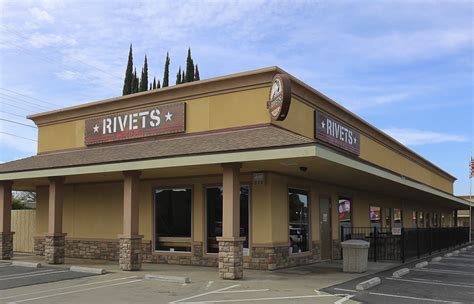 Rivets American Grill Modesto