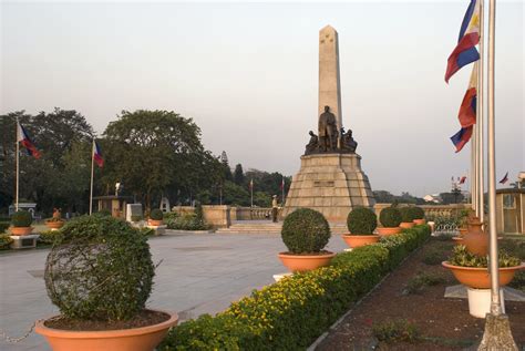 rizal park tourist spot