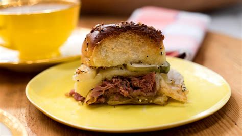 Roast Beef Tea Sliders