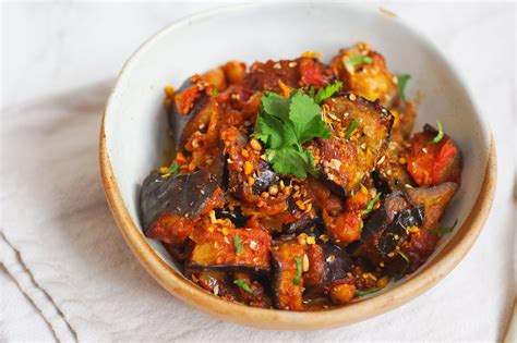 roasted aubergine and tomato curry