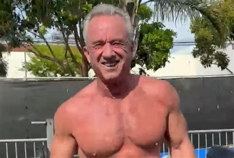 robert f kennedy jr no shirt