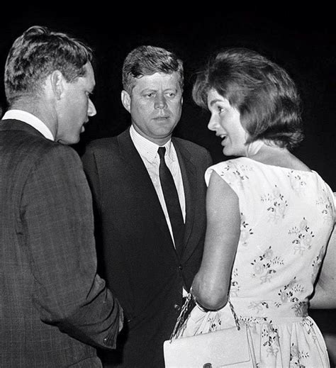 robert kennedy and jackie kennedy