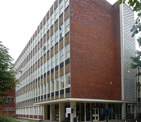 robert robinson building liverpool