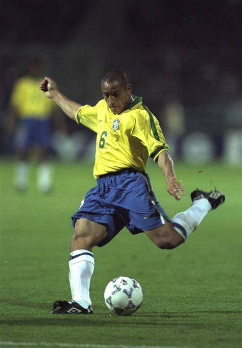 roberto carlos free kick goals