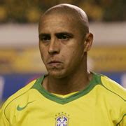 roberto carlos height in feet