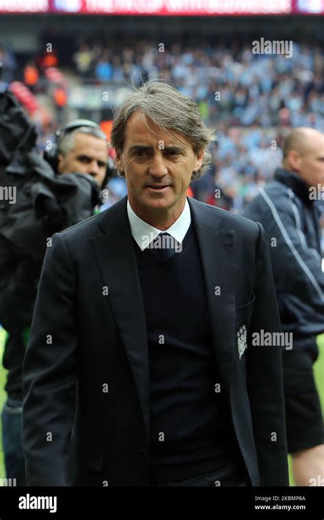 roberto mancini suit