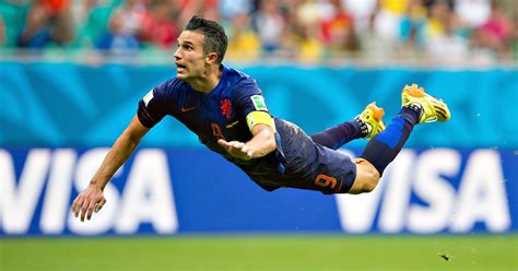 robin van persie kopfball