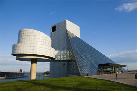 rock and roll hall of fame construction