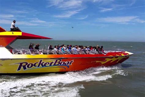 rocket boat speed