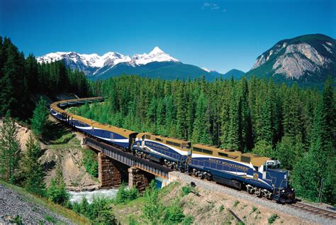 rocky mountaineer to banff
