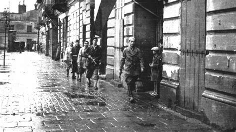 rocznica wybuchu powstania warszawskiego