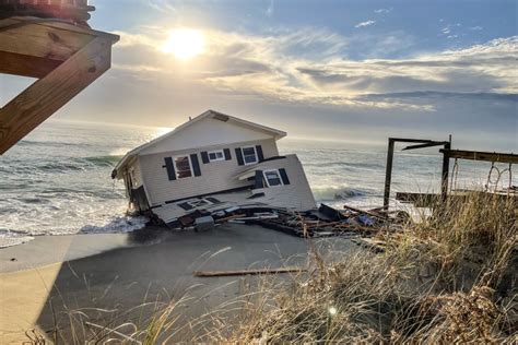 rodanthe nc house falls into ocean