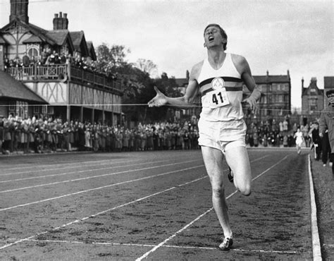 roger bannister breaking the 4 minute mile
