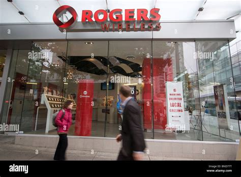 rogers stores in vancouver bc
