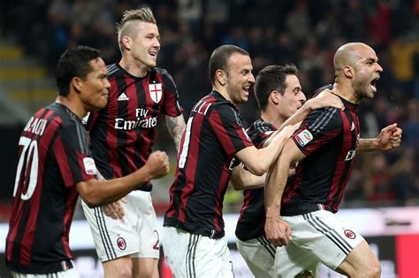 roja calcio milan juve