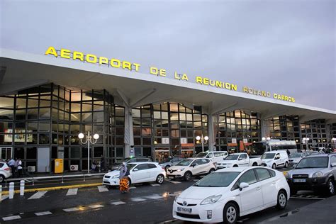 roland garros airport