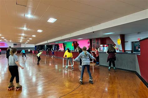 roller rinks in wisconsin