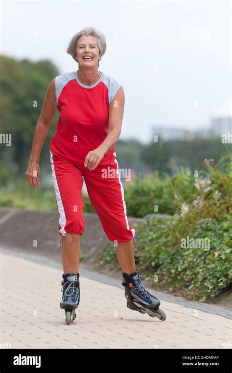 roller skating for seniors