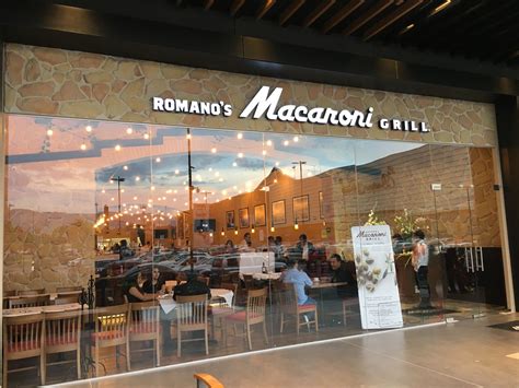 romano's macaroni grill closing stores