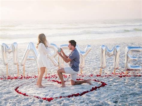 Romantic Beach Proposal Ideas