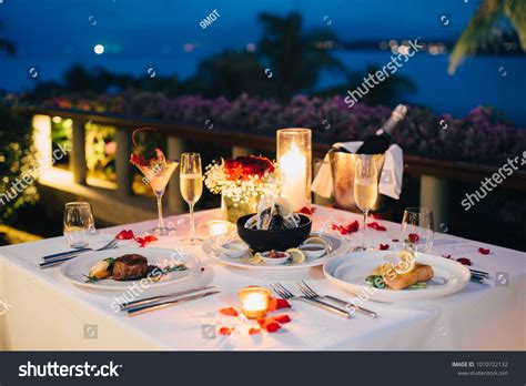 Romantic Candlelight Dinner