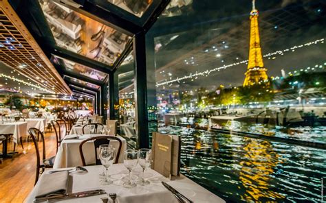 romantic dinner cruise paris