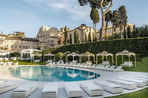 rome hotels for family of 5