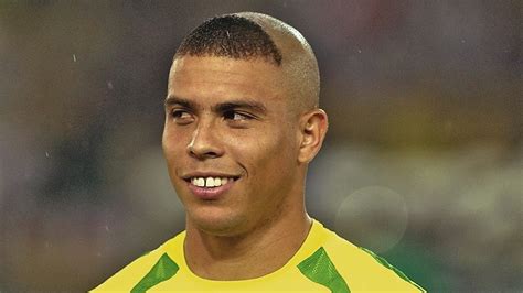 ronaldo nazario haircut 2002