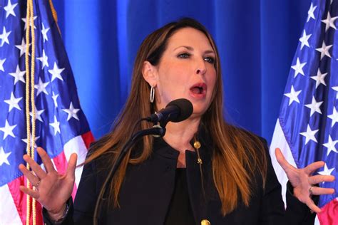 ronna mcdaniel to resign