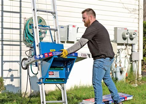 Roofing Material Hoist