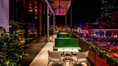 rooftop bar the twelve thirty club