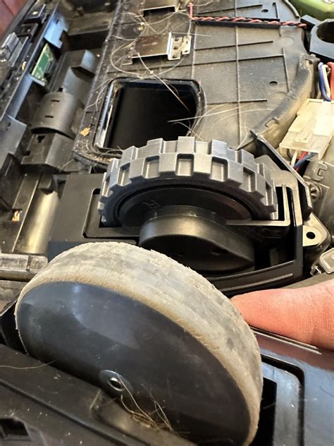 Roomba S9 Wheels Worn Down