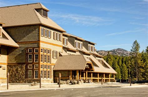 roosevelt hotel yellowstone wyoming