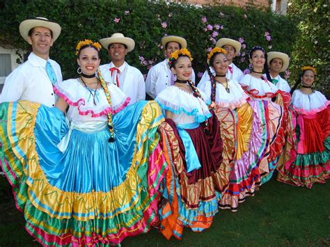 ropa tradicional de costa rica