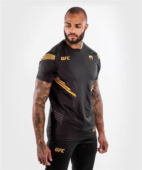 ropa ufc