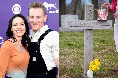 rory feek died