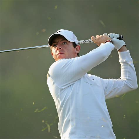 rory mcilroy current score