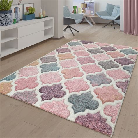 Teppich in Rosa eine schöne Farbe für den Boden!