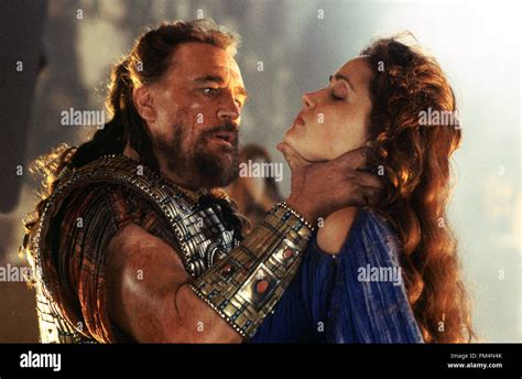 Rose Byrne and Troy: A Captivating Journey Through Their Life Together