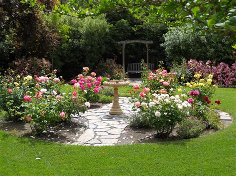 10+ rose garden ideas for front yard 58
