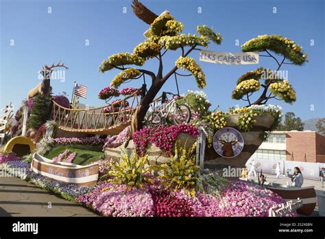 Experience the Magic: Tips for Unforgettable Rose Parade Float Viewing