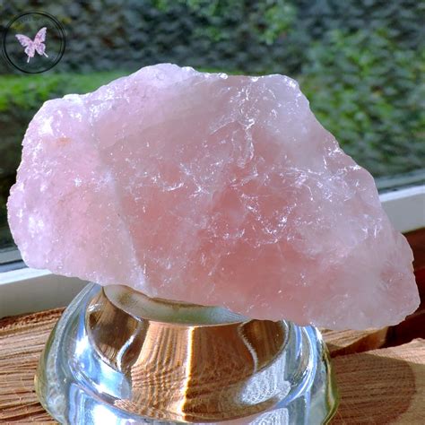 Ultimate Guide to Rose Quartz Rose Benefits