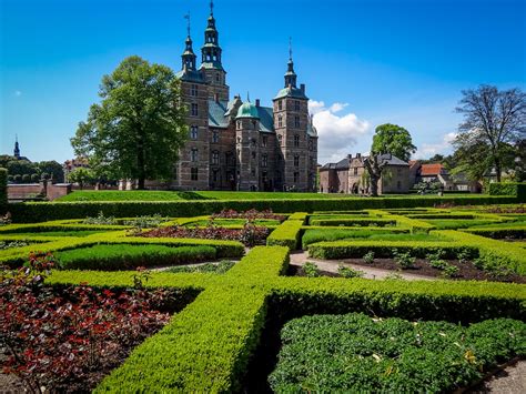 rosenborg castle gardens