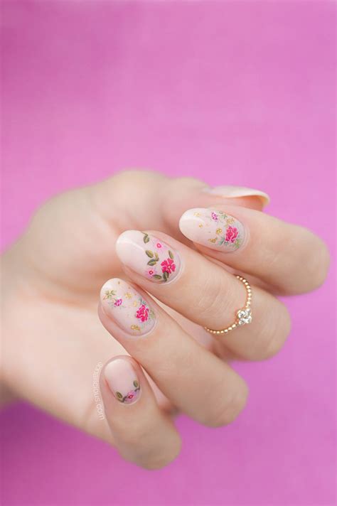 Roses Nails