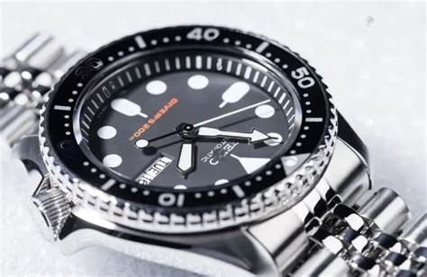 Rotating Bezel On Dive Watch