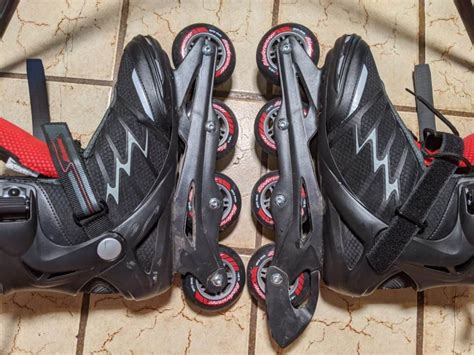 Rotating Rollerblade Wheels