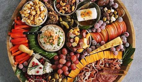 Round Christmas Charcuterie Board My Favorite Red And Green Ideas